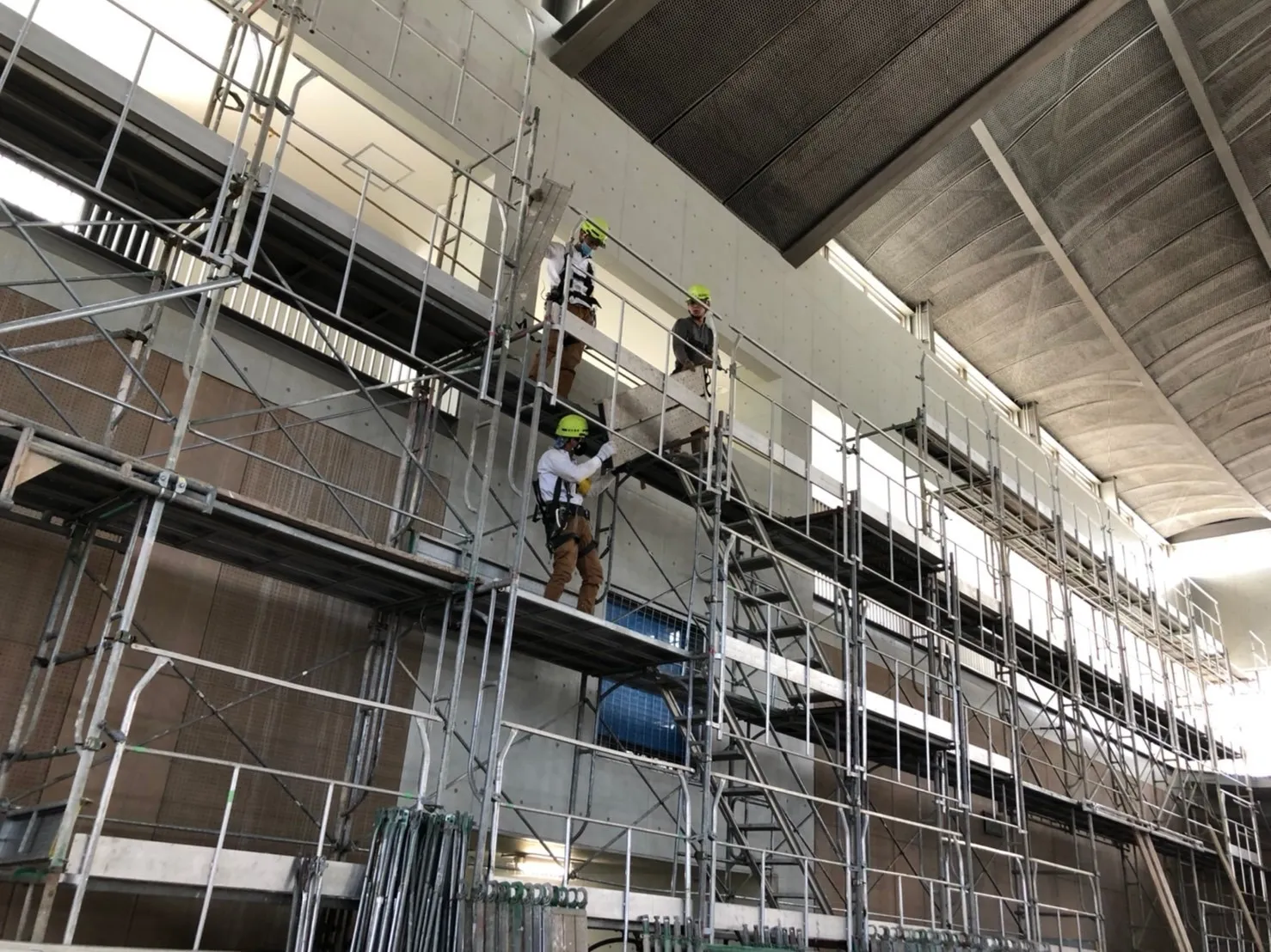 大学内部改修工事